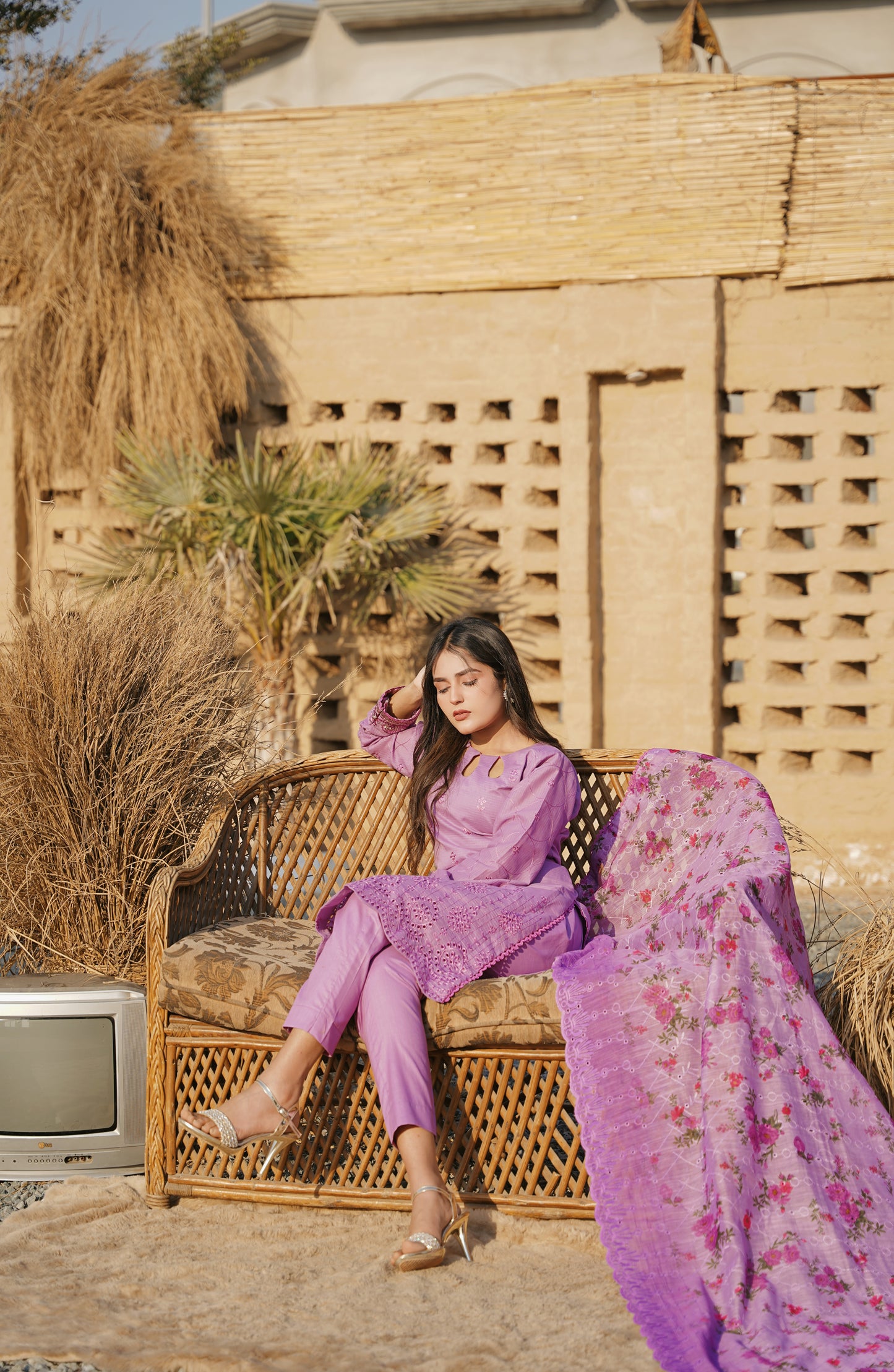 Emaan Eshaal Lawn Chiken Kari New Arrival 3Pc (Unstitched) Volume 2