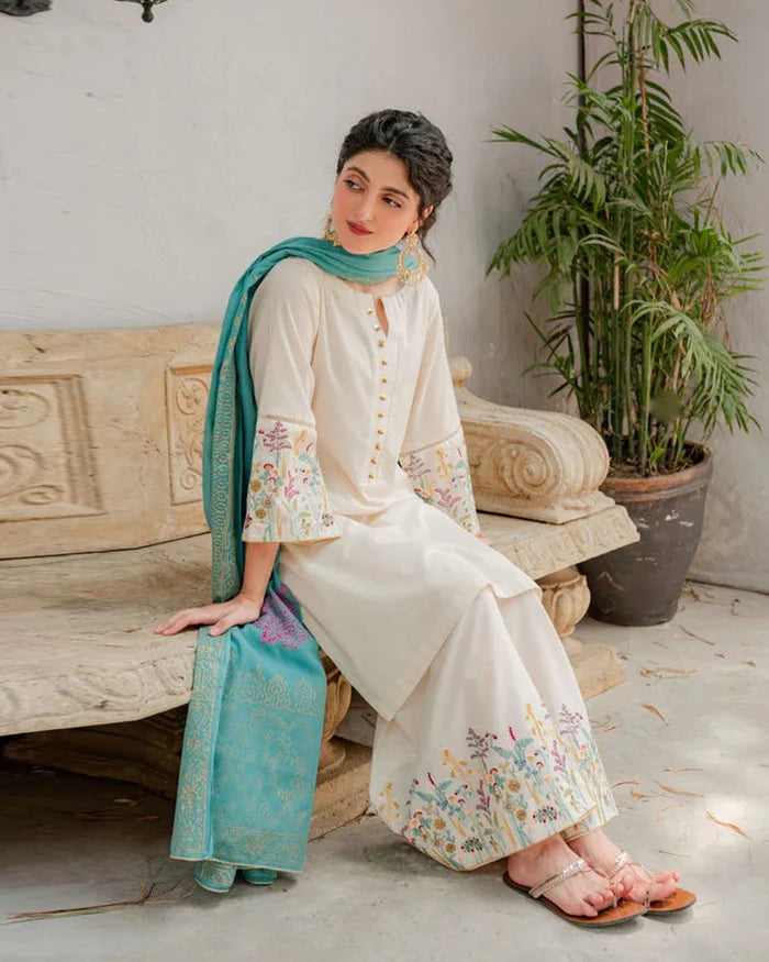 A SLING LAWN COLLECTION FLORAL COLOR