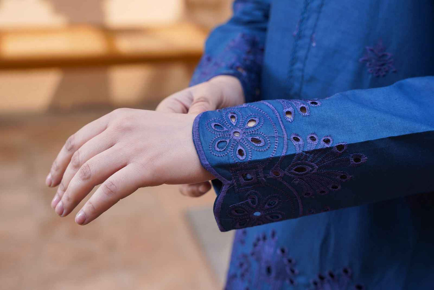 Emaan Eshaal Lawn Chiken Kari Blue D#106