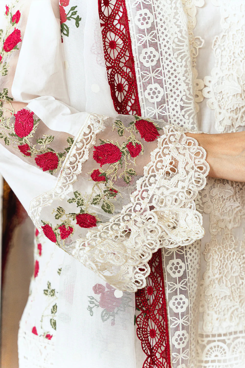 Saira Rizwan Lawn New Arrival 3Pc (Unstitched) Suit