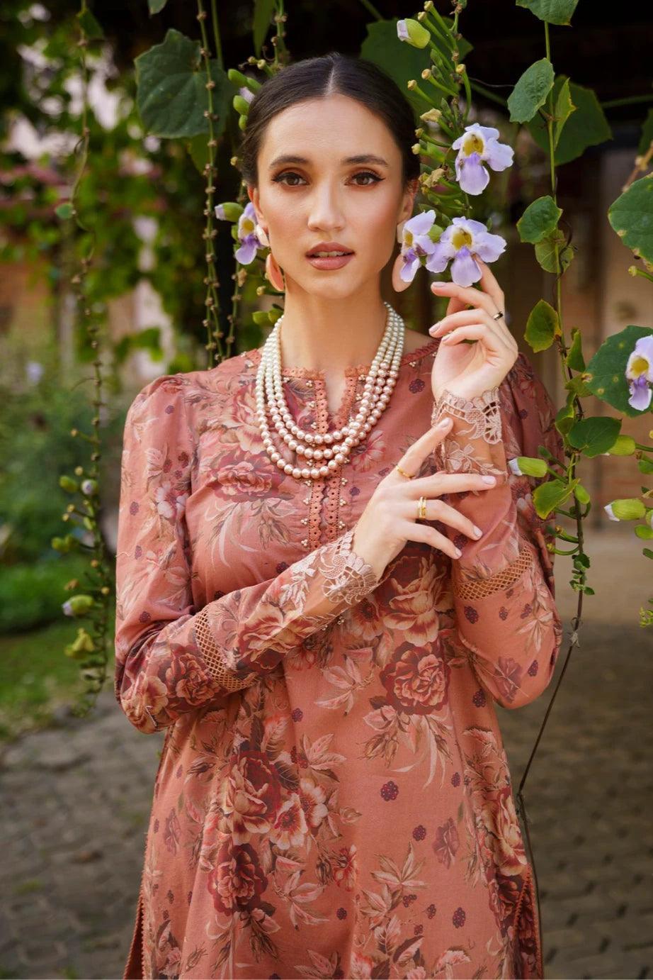 IZNIK LAWN COLLECTION