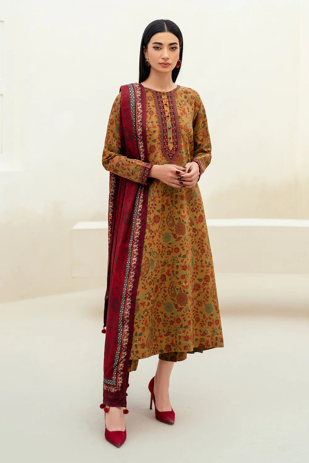 BRQ Digtal Printed 3pc Lawn With Lawn Dupatta