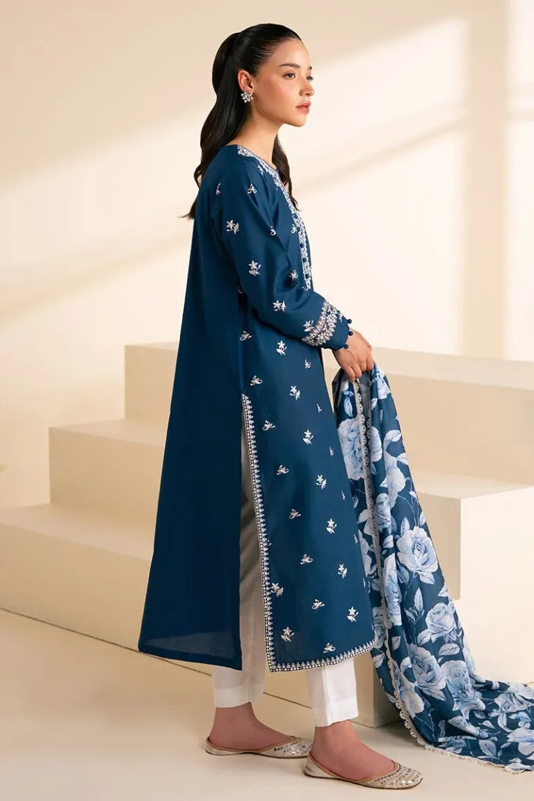 A SLING LAWN COLLECTION BLUE COLOR