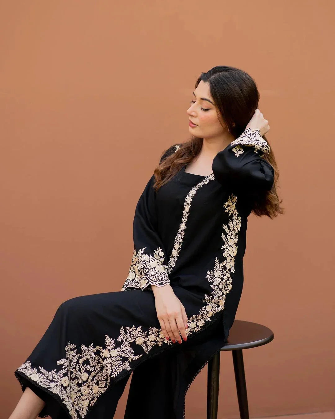 A SLING Unstitched Two-Piece Lawn Suit