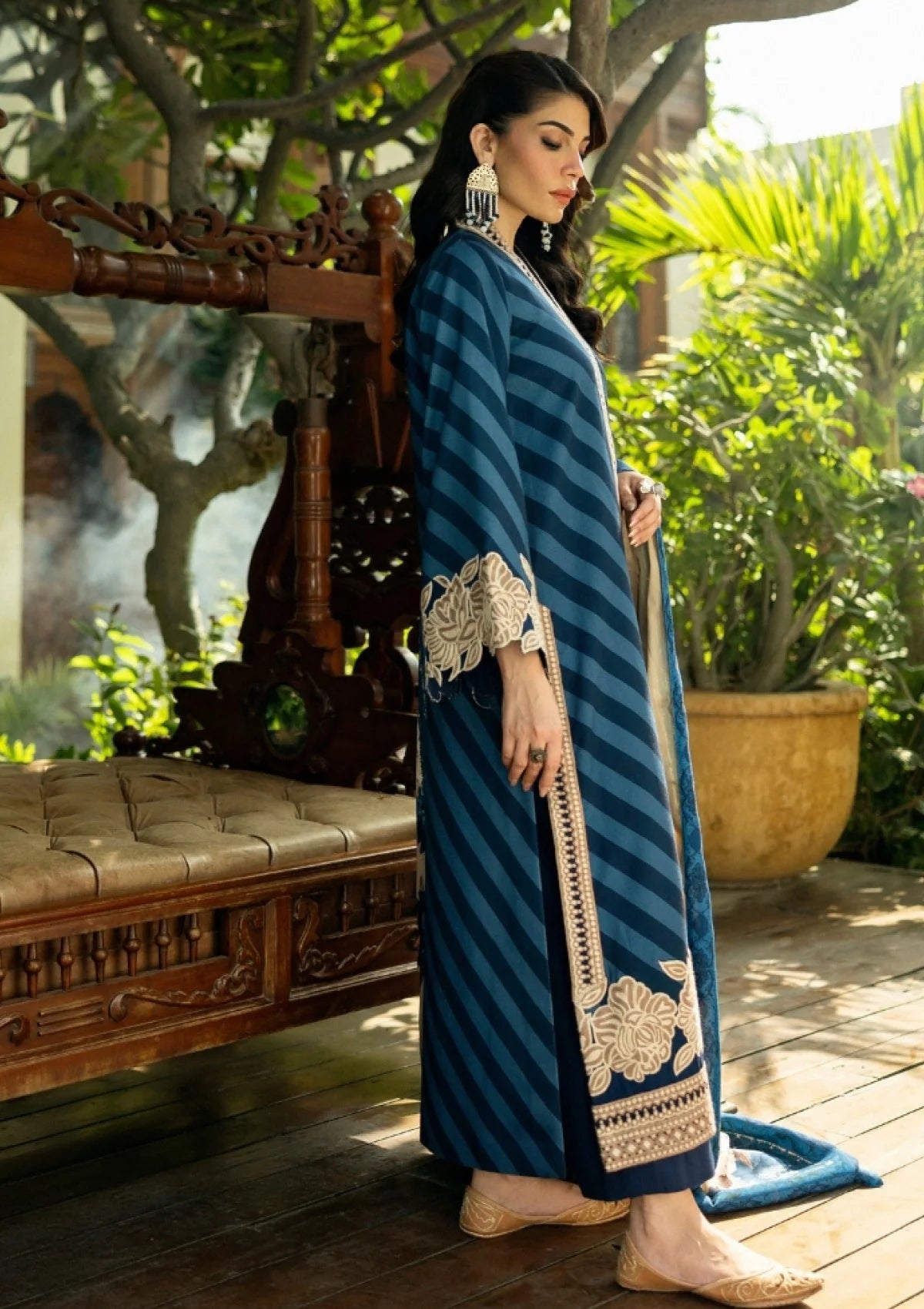 ZNB CHTANI Lawn Unstitched three-piece With Embroided Patch