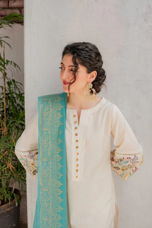 A SLING LAWN COLLECTION FLORAL COLOR