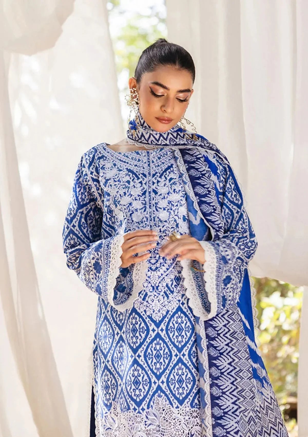 ZNB CHTANI Lawn Unstitched three-piece With Embroided Patch