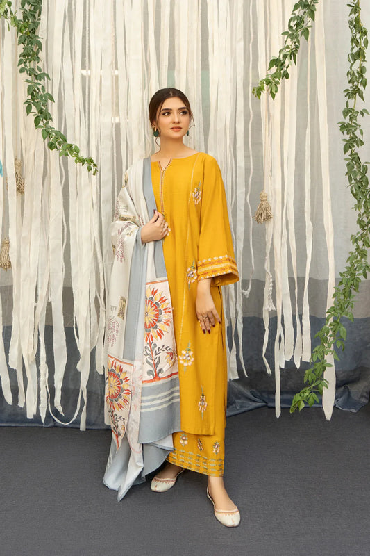A SLING LAWN COLLECTION YELLOW COLOR