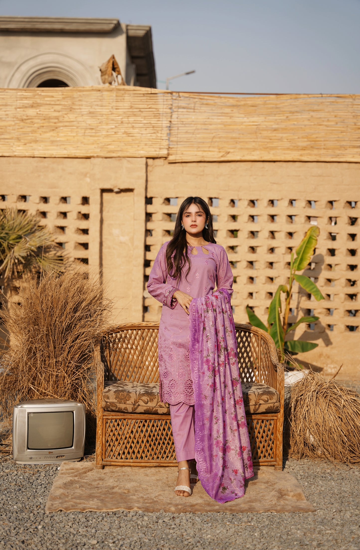 Emaan Eshaal Lawn Chiken Kari New Arrival 3Pc (Unstitched) Volume 2