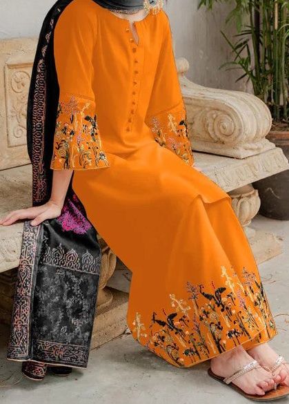 A SLING LAWN COLLECTION ORN COLOR
