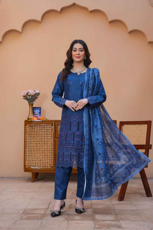 Emaan Eshaal Lawn Chiken Kari Blue D#106