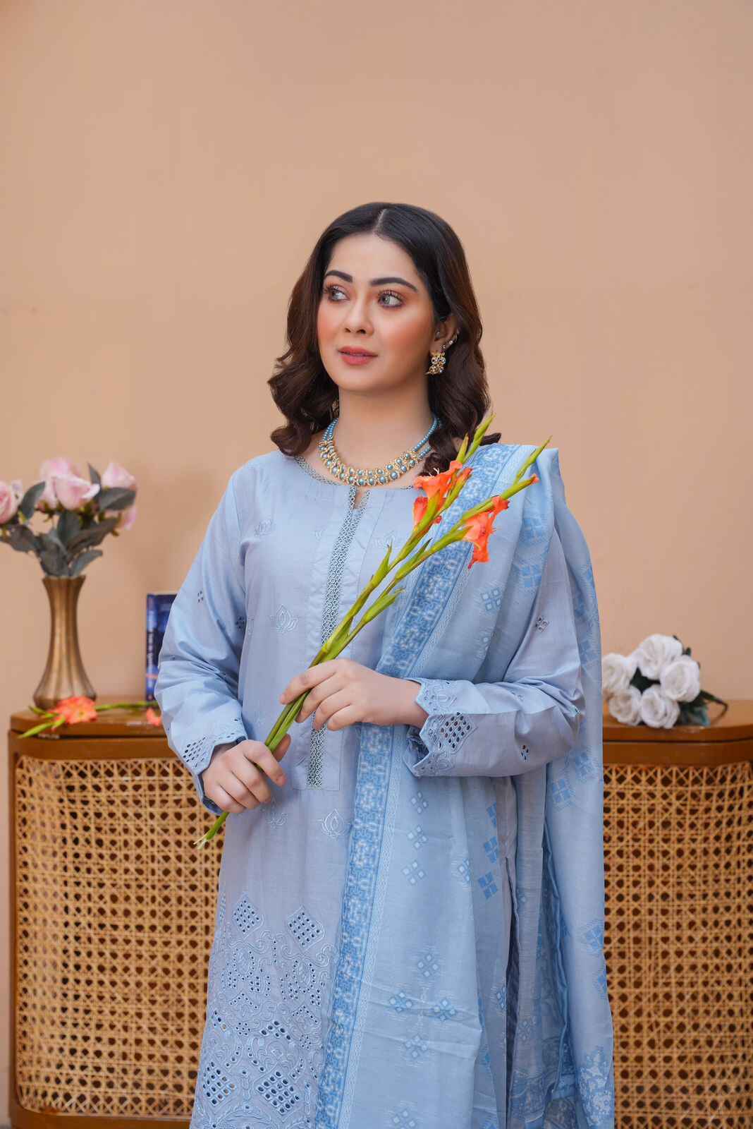 Emaan Eshaal Lawn Chiken Kari Light Blue D#101