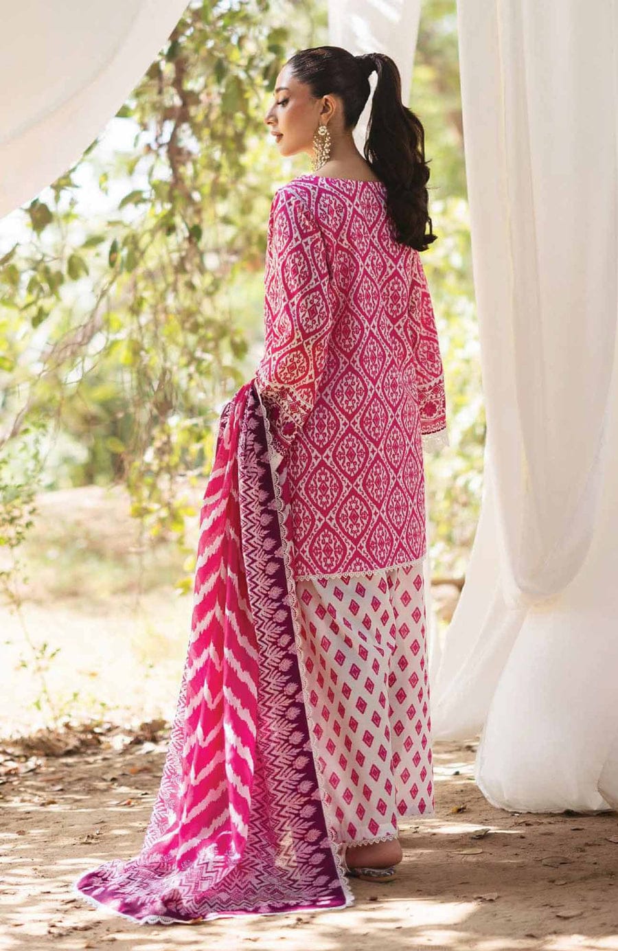 ZNB CHTANI Lawn Unstitched three-piece With Embroided Patch