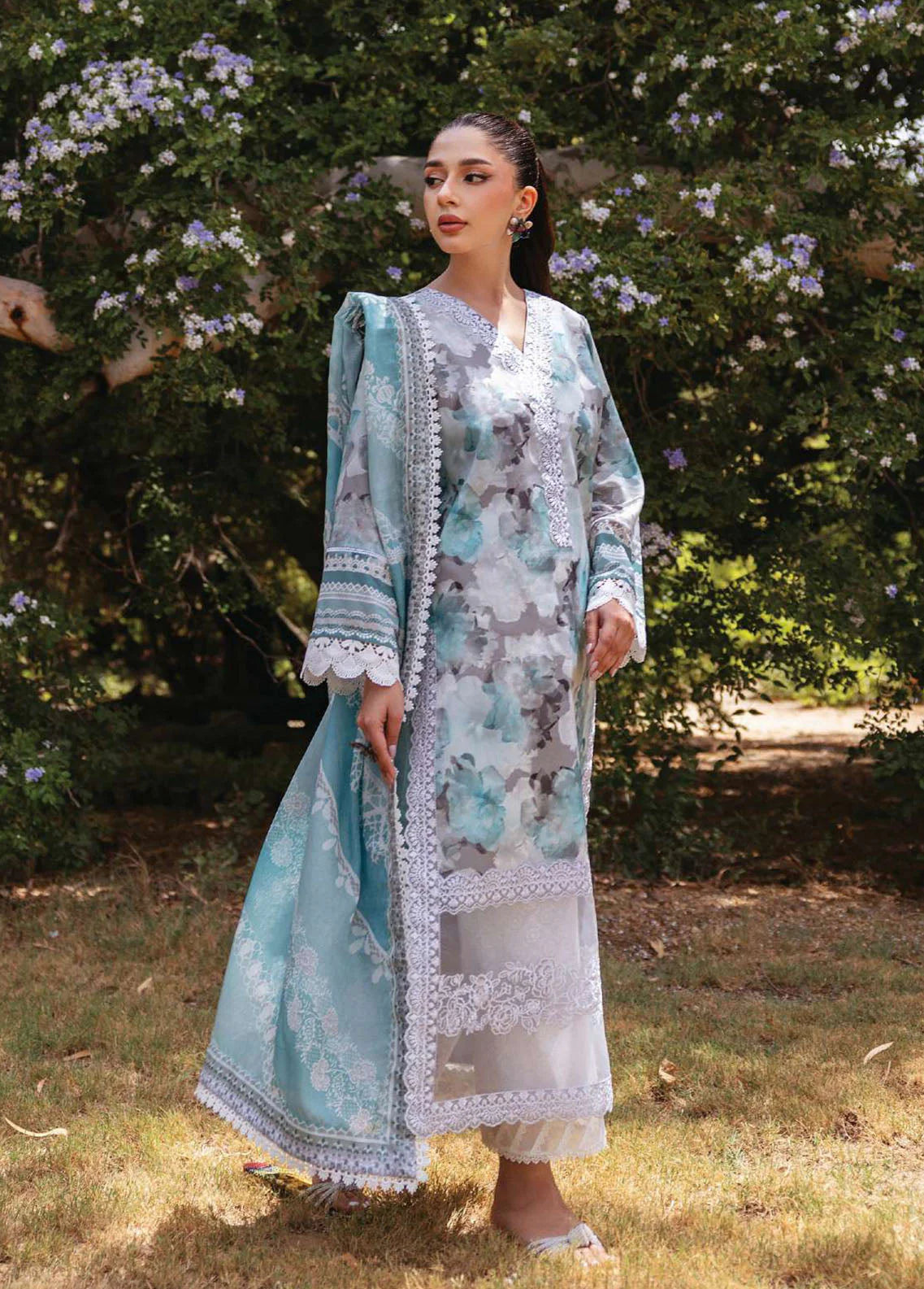 ZNB CHTANI Lawn Unstitched three-piece With Embroided Patch