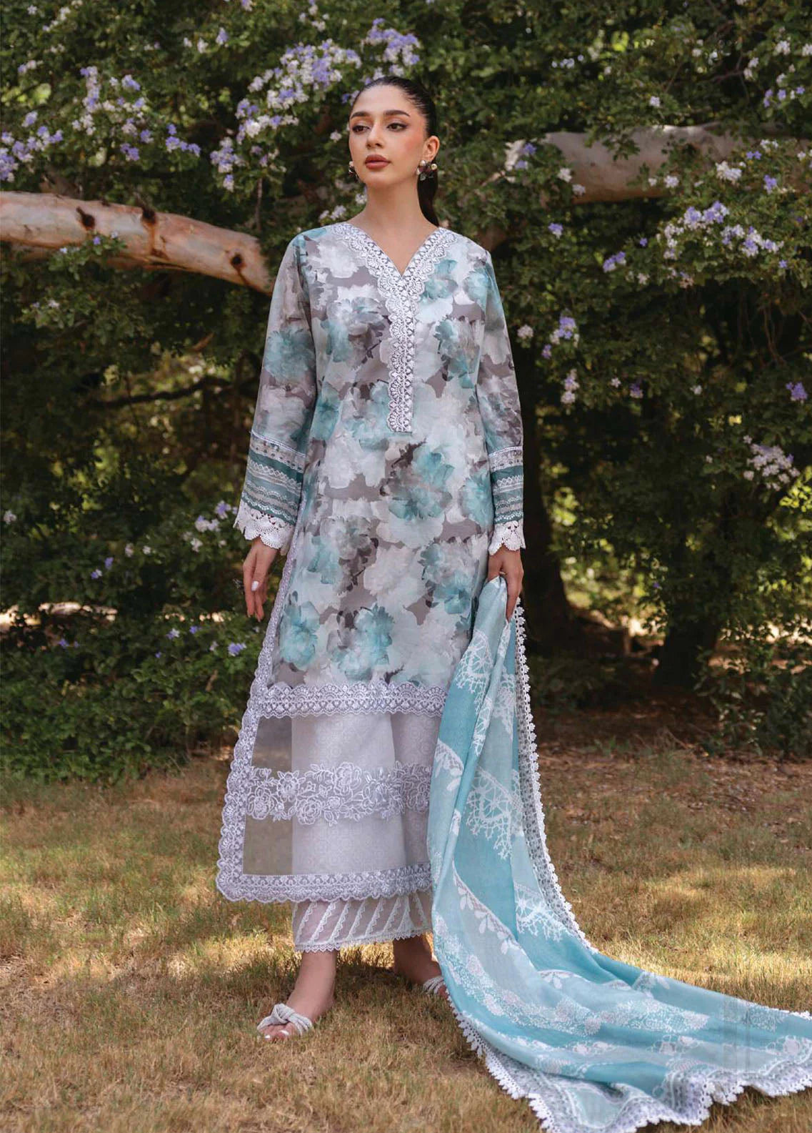 ZNB CHTANI Lawn Unstitched three-piece With Embroided Patch